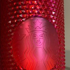 Pick starbucks cup